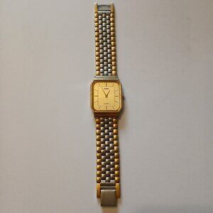 Vintage ADEC Elegant Two-Toned Stainless Steel Quartz Watch 3C20 Japan Movt